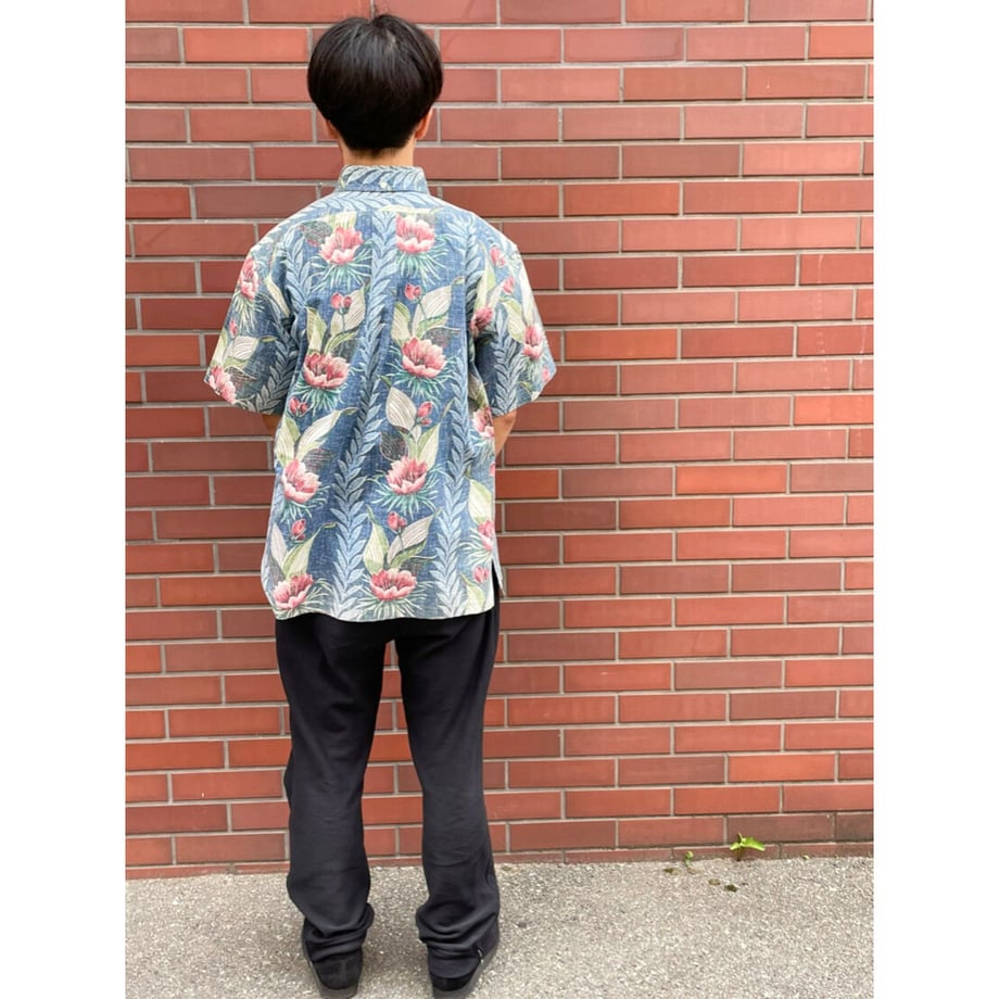 60dac858a00a4a49c3b2a951