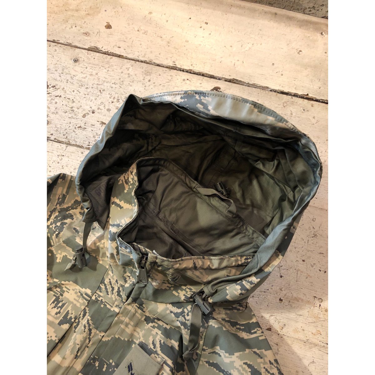 01s US AIR FORCE APECS ABU デジタル タイガーカモ GORE-TEX