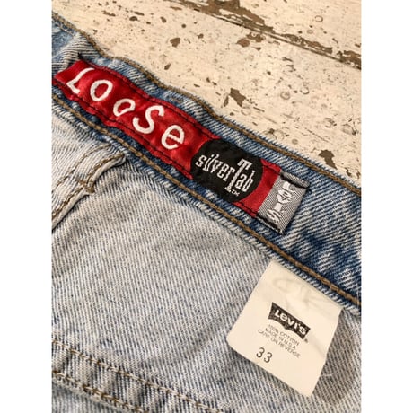 90s Levi's silvertab LOOSE DENIM Short's MADE IN USA 🇺🇸 Size W33