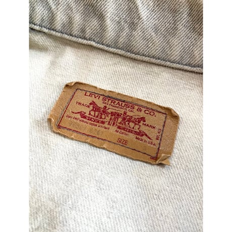 〜90s Levi’s 70507 "CHEMICAL WASH "GRAY DENIM JACKET MADE IN USA 🇺🇸 Size S