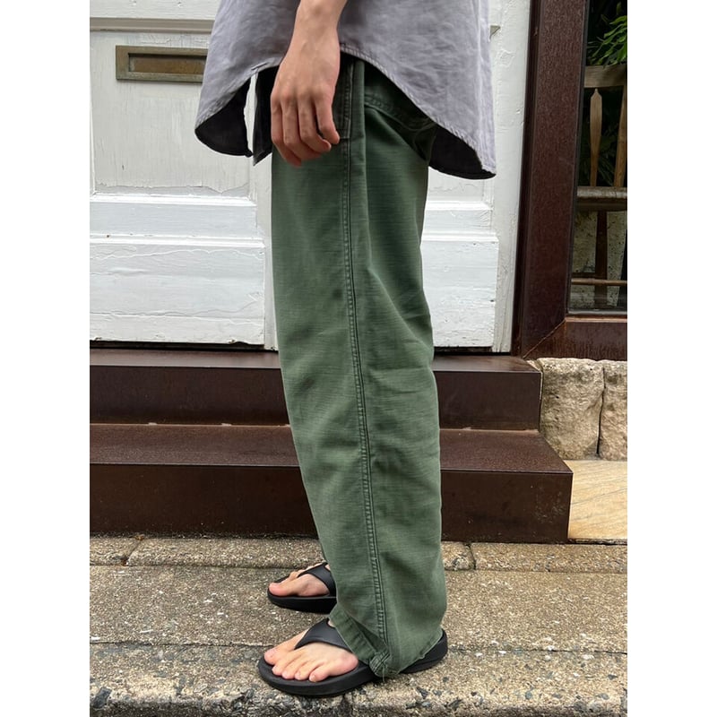60s US ARMY OG-107 COTTON SATEEN BAKER PANTS Si 60s US ARMY OG-107 COTTON SATEEN BAKER PANTS Si