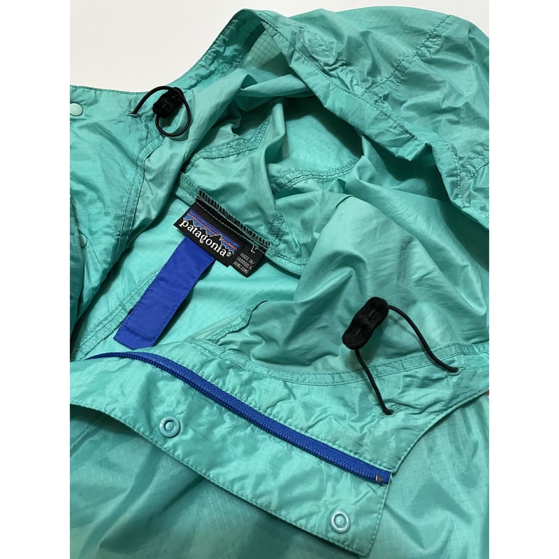 美品　90s patagonia 三角タグ　フェザーウェイトシェルパーカー 美品 90s patagonia 三角タグ フェザーウェイトシェルパーカー