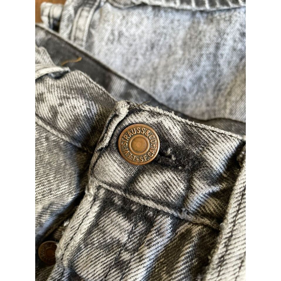 80s Levi's 501-0686 BLACK CHEMICAL DENIM PANTS