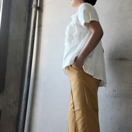 大きなお花モチーフのTEE（NEW)