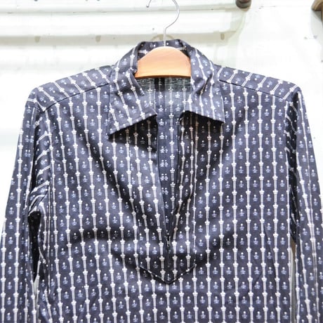 Wear｜ブルーのフロントジップシャツ（vintage  by FRANCE）