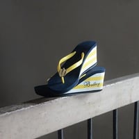 ☆26周年記念　第3弾　サンダル大SALE☆BALLZY ネイビーのサンダル 23.5cm（USED)