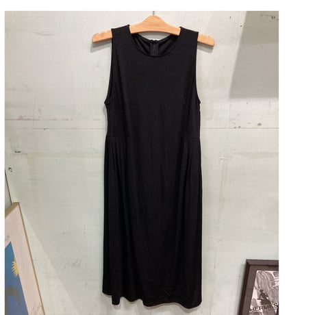 ジャージ素材のロングワンピースBLACK（NEW)