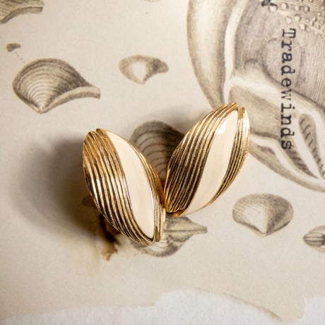 Accessories｜ 80’S ヴィンテージ イヤリング TRIFARI（80's vintage FRANCE）