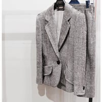 Wear｜1980年代のシックなツイードのGIVENCHYスーツ（80's vintage GIVENCHY）