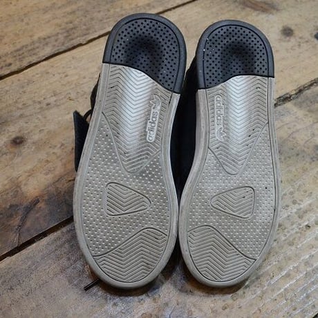 adidas tubulerアディダス　チューブラー（USED）