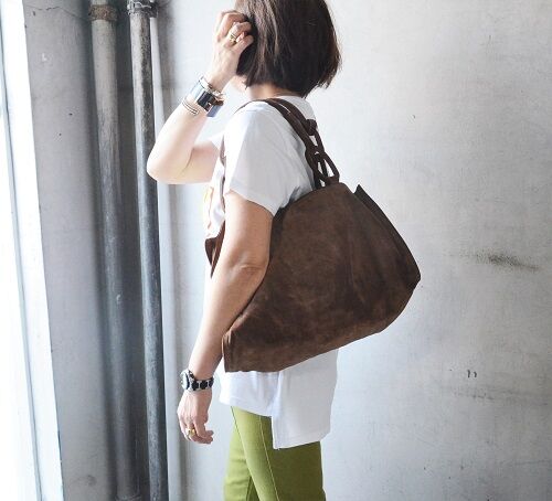 マルニMARNI エディターズスエードバッグ美品 マルニMARNI エディターズスエードバッグ美品