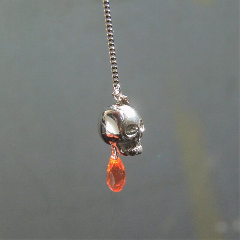 YOSHiKO CREATiON PARiSの片耳用スカルピアス PINK（NEW) | Mi