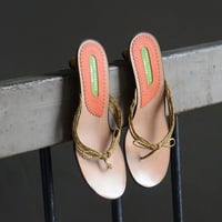 ☆26周年記念　第3弾　サンダル大SALE☆レザートングサンダル（オレンジ 38）made in Italy（NEW)