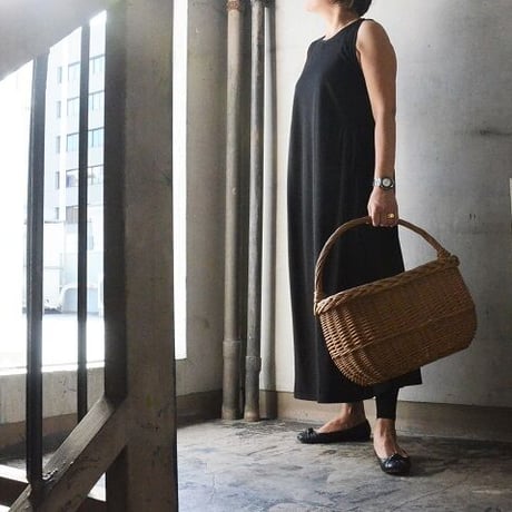 ジャージ素材のロングワンピースBLACK（NEW)