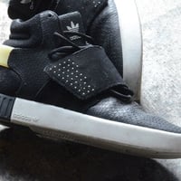 adidas tubulerアディダス　チューブラー（USED）