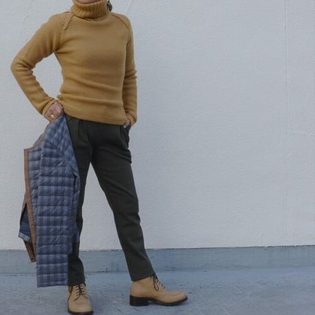 ISABEL MARANT(イザベル マラン）のマスタード色タートル（USED)