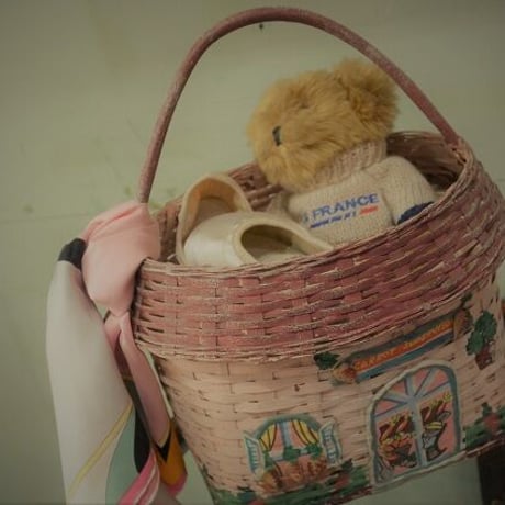 Parisで出会ったかわいいかごバッグ（年代不明 FRANCE vintage）