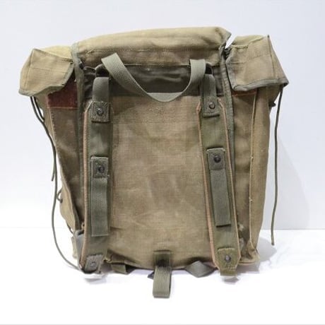 Others｜MILITARY 味のあるミリタリーのバックパック（年代不明 Europe Military）
