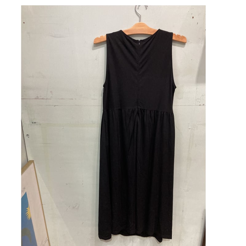 ジャージ素材のロングワンピースBLACK（NEW) | Mirriam