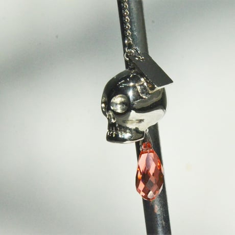 YOSHiKO CREATiON PARiSの片耳用スカルピアス PINK（NEW)