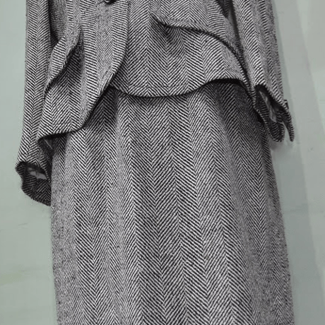 Wear｜1980年代のシックなツイードのGIVENCHYスーツ（80's vintage GIVENCHY）