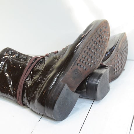 TOD'S　パテントレザーのブーツ・ブラウン（USED)