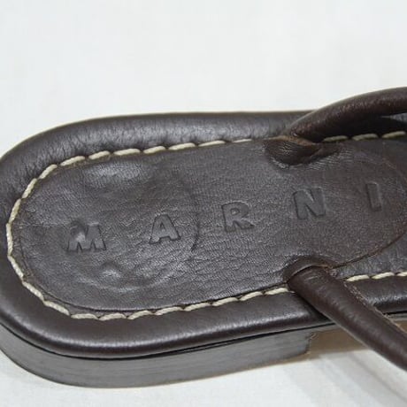 MARNIマルニ  茶色のレザーサンダル(USED）