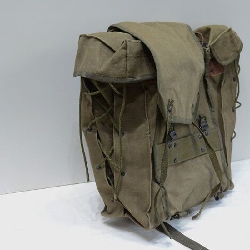 良フェード ドイツ軍 リュック 登山 90s 80s vintage オリーブ 良フェード ドイツ軍 リュック 登山 90s 80s vintage オリーブ