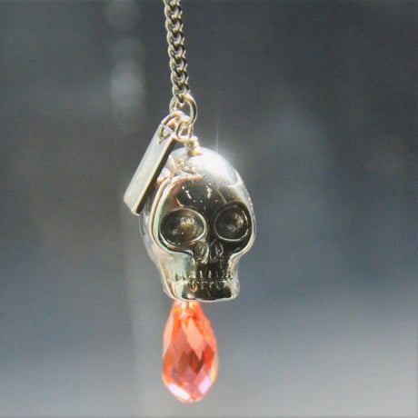 YOSHiKO CREATiON PARiSの片耳用スカルピアス PINK（NEW)