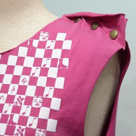 ☆26周年記念　第2弾　レア商品 ☆今だけ40％OFF  Gaspard Yurkievich（ギャスパーユルケヴィッチ France）のTEE（デッドストック）