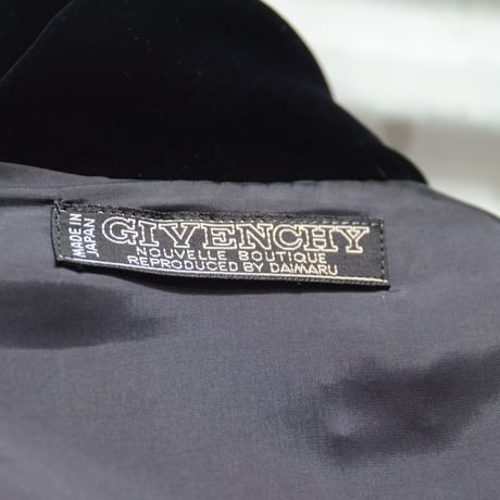 Wear｜1980年代 クラシックなジバンシィ ワンピース（80's vintage GIVENCHY）