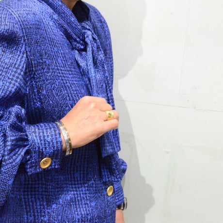 Wear｜80年代 鮮やかなブルーのvintageブラウス （80's vintage GIVENCHY）