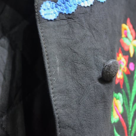 Wear｜1980～90年代 KAMIKAZE 刺繍のスエードジャケット（80's vintage Italy）