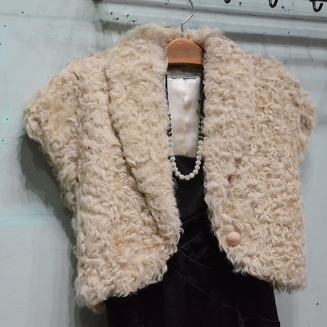 特別価格！もこもこ lamb furラムファーボレロ（NEW)