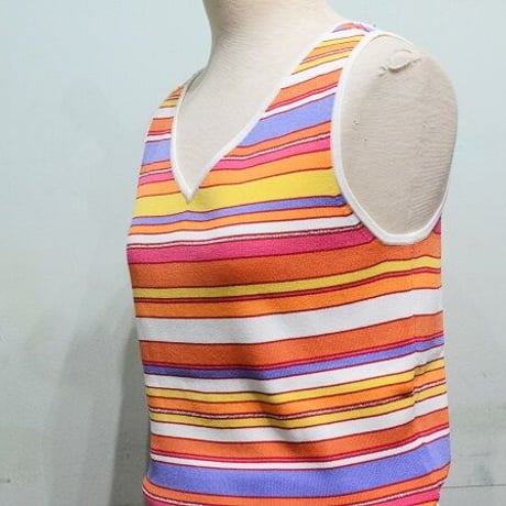 まえうしろ、どちらでも着られるトップス（USED）