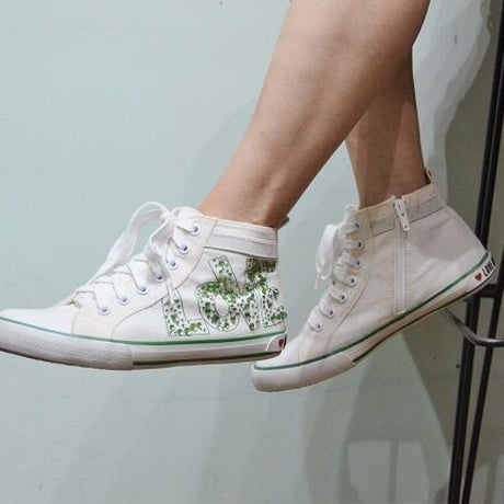 ♡LOVE  MOSCHINO♡ モスキーノスニーカー（deadstock）