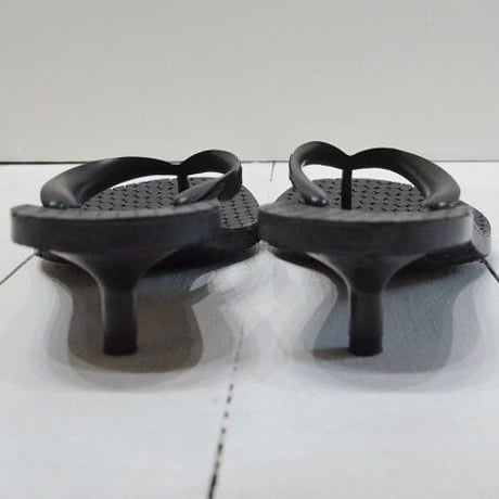 ☆26周年記念　第3弾　サンダル大SALE☆sigerson morrison（シガーソン モリソン）BLACKトングサンダル made in Italy（NEW）
