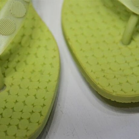 ☆26周年記念　第3弾　サンダル大SALE☆sigerson morrison（シガーソン モリソン）greenトングサンダル made in Italy（NEW）