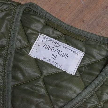 Wear｜MILITARY  ミリタリーキルティングのアウター スウェーデン軍（deadstock ）