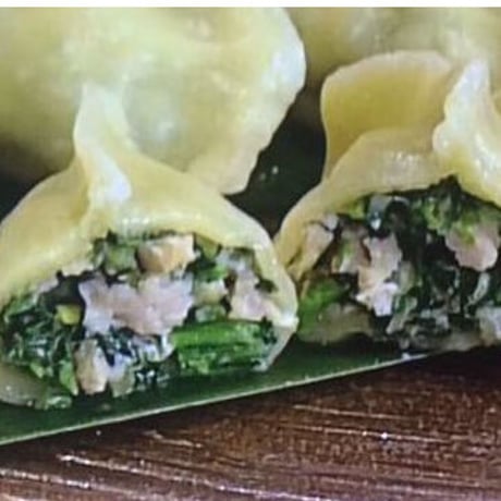 ほうれん草と高知県産四万十ポークの餃子(10ケ入り)