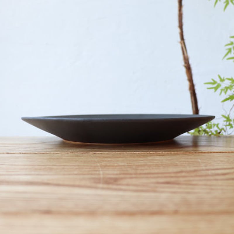 リム皿（9寸）SUMIブラック | 天龍窯 オンラインストア