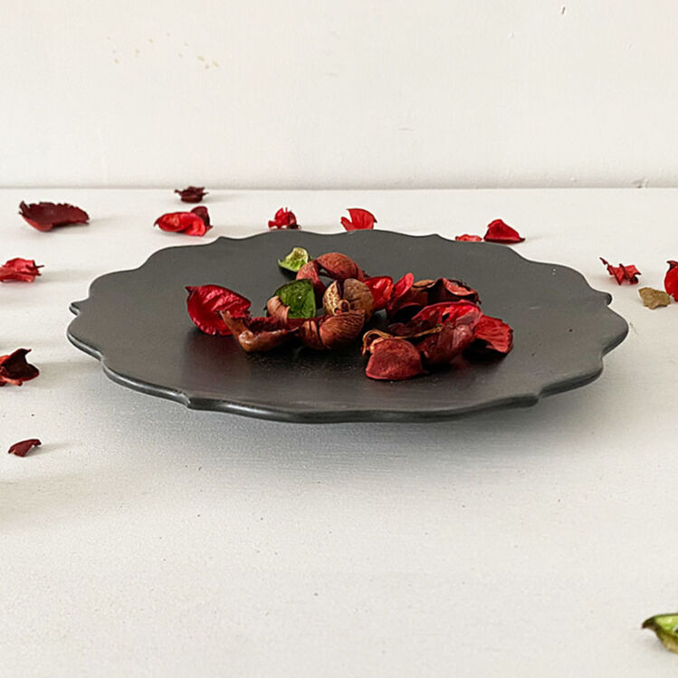 古錫　輪花皿　飾皿　N　4647 古錫 輪花皿 飾皿 N 4647 美術品・アンティーク・コレクション