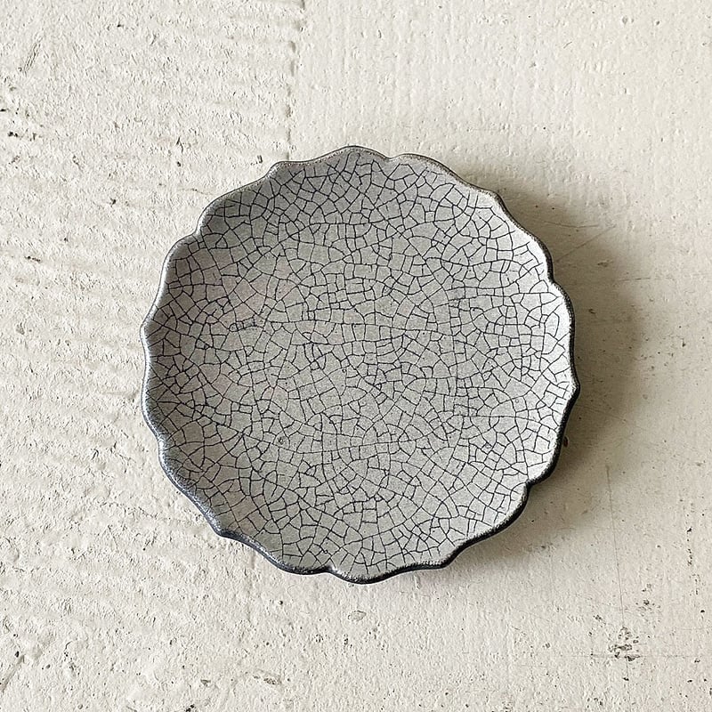 凛花豆皿 シルバー | 天龍窯 オンラインストア