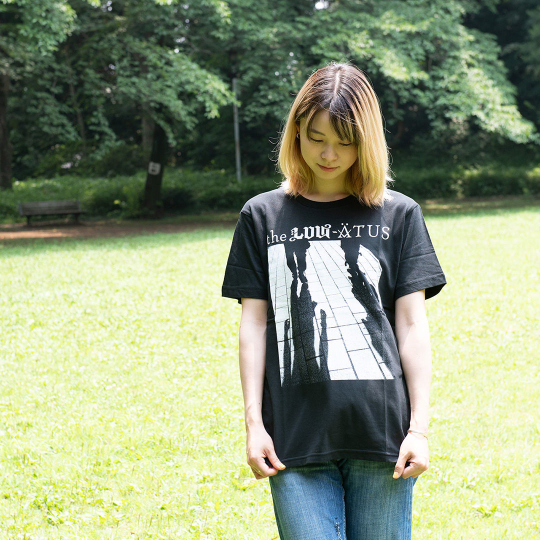 the LOW-ATUS影Tシャツ