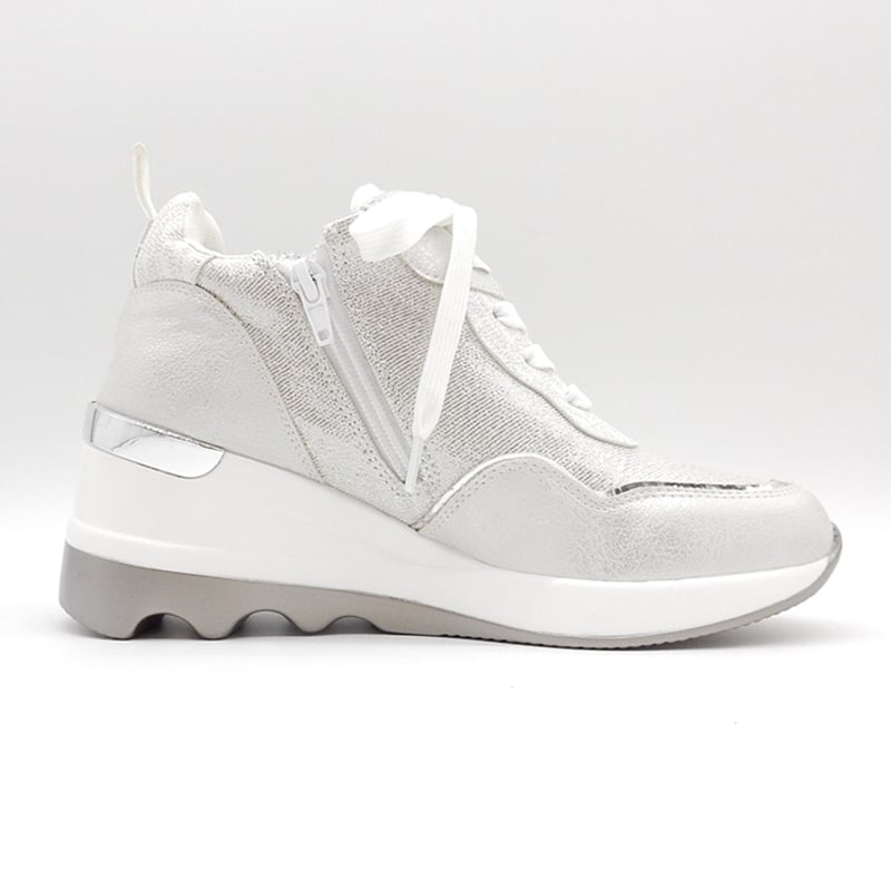 WX2106 ROUND METALPARTS SNEAKER | MUUM