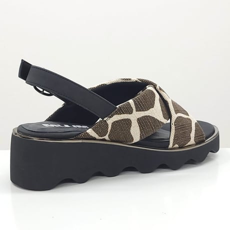 6141 CROSS BELT SANDALS