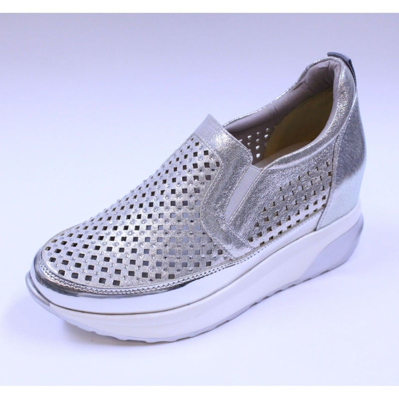 9875 PUNCING SLIPON | MUUM