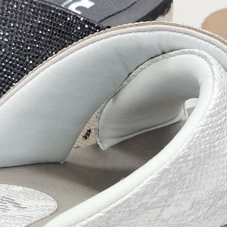 8216 CROSS  STRAP MULES SANDAL