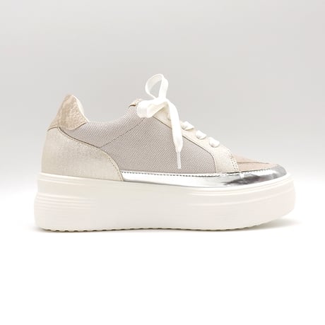 WX1802  METAL STAR LACEUP SNEAKERS