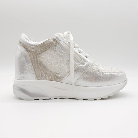 XJ152 TULLE LACE INHEEL SNEAKER